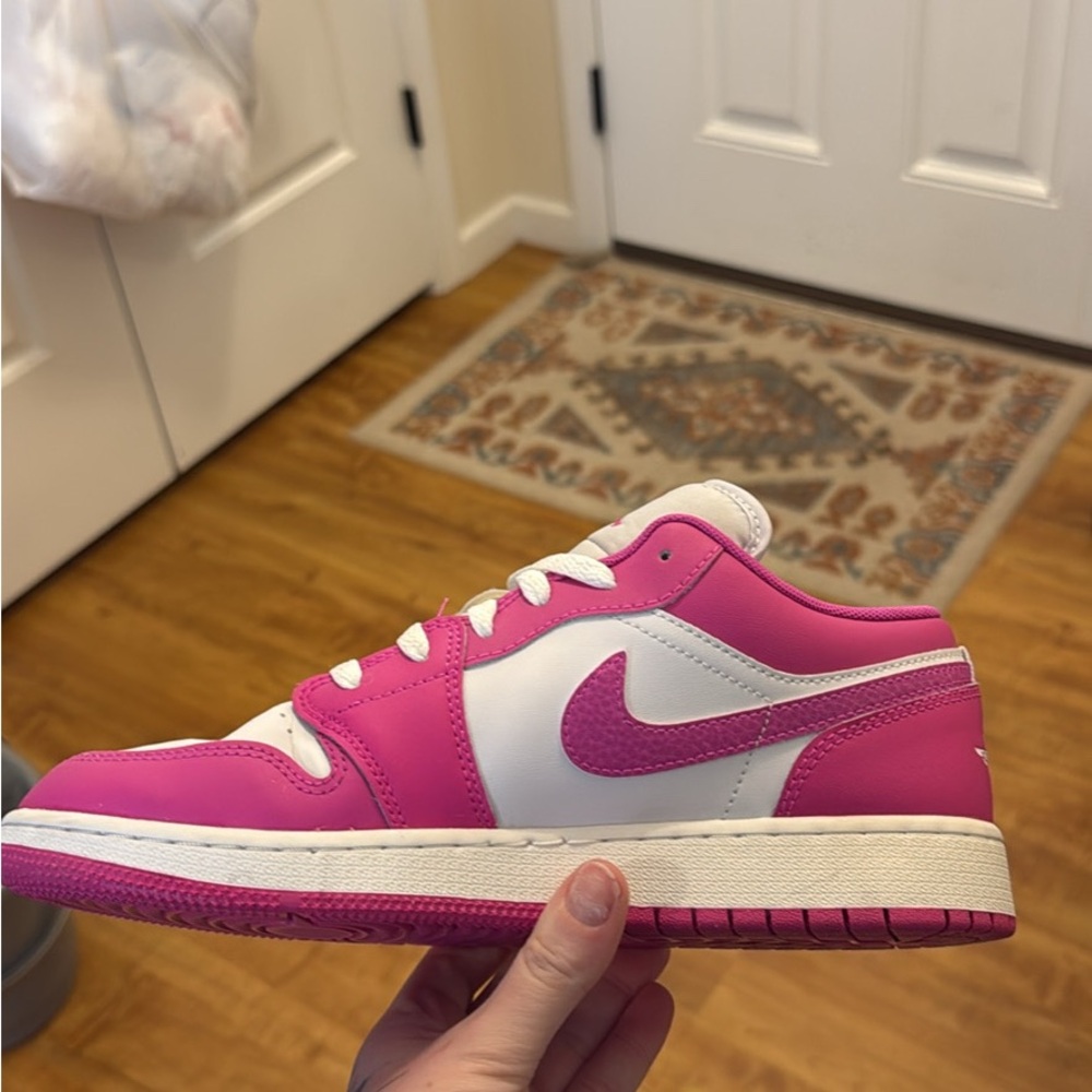 Nike Air Jordan hot pink lows